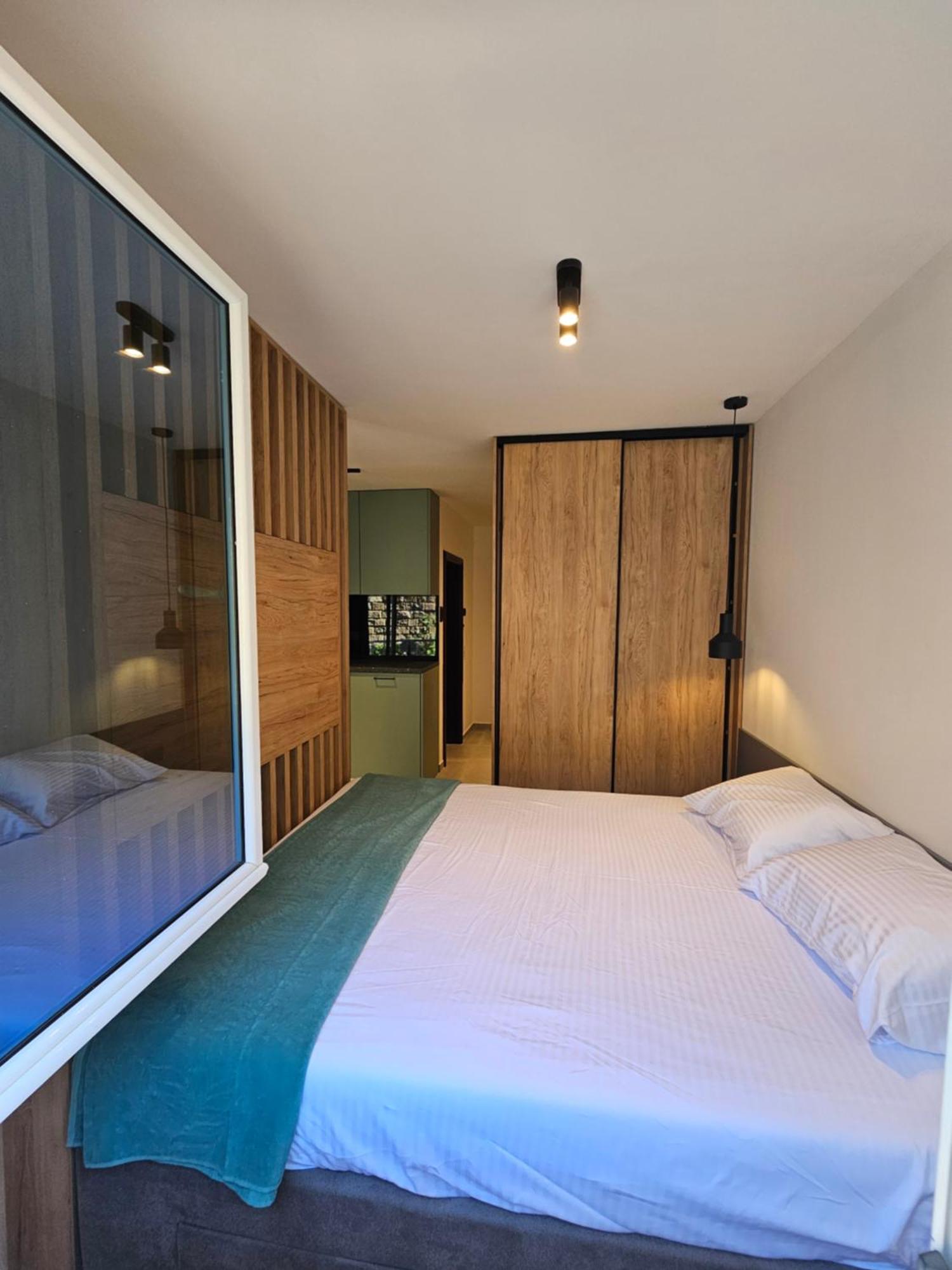 Anja & Ogo Apartments Sea View & Pool Petrovazzo Esterno foto